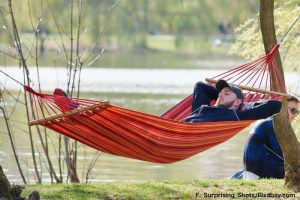 Regeneration in der Hängematte Foto: Surprising_Shots / Pixabay.com